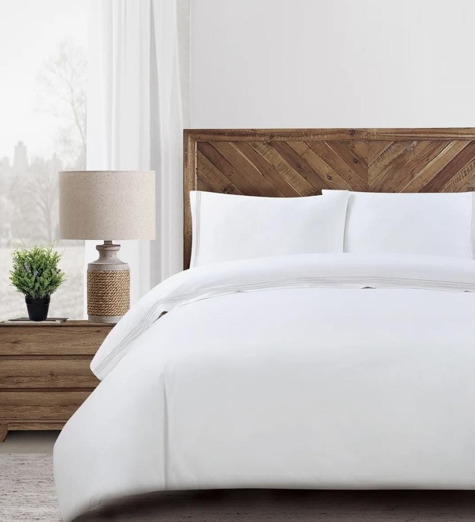  Full/Queen Duvet Cover Set- White  