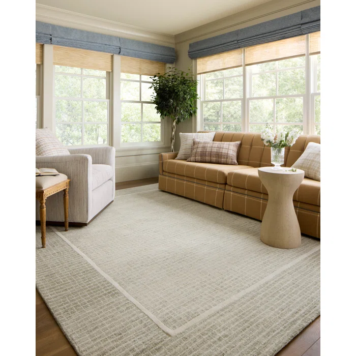 5X7' IVORY AREA RUG