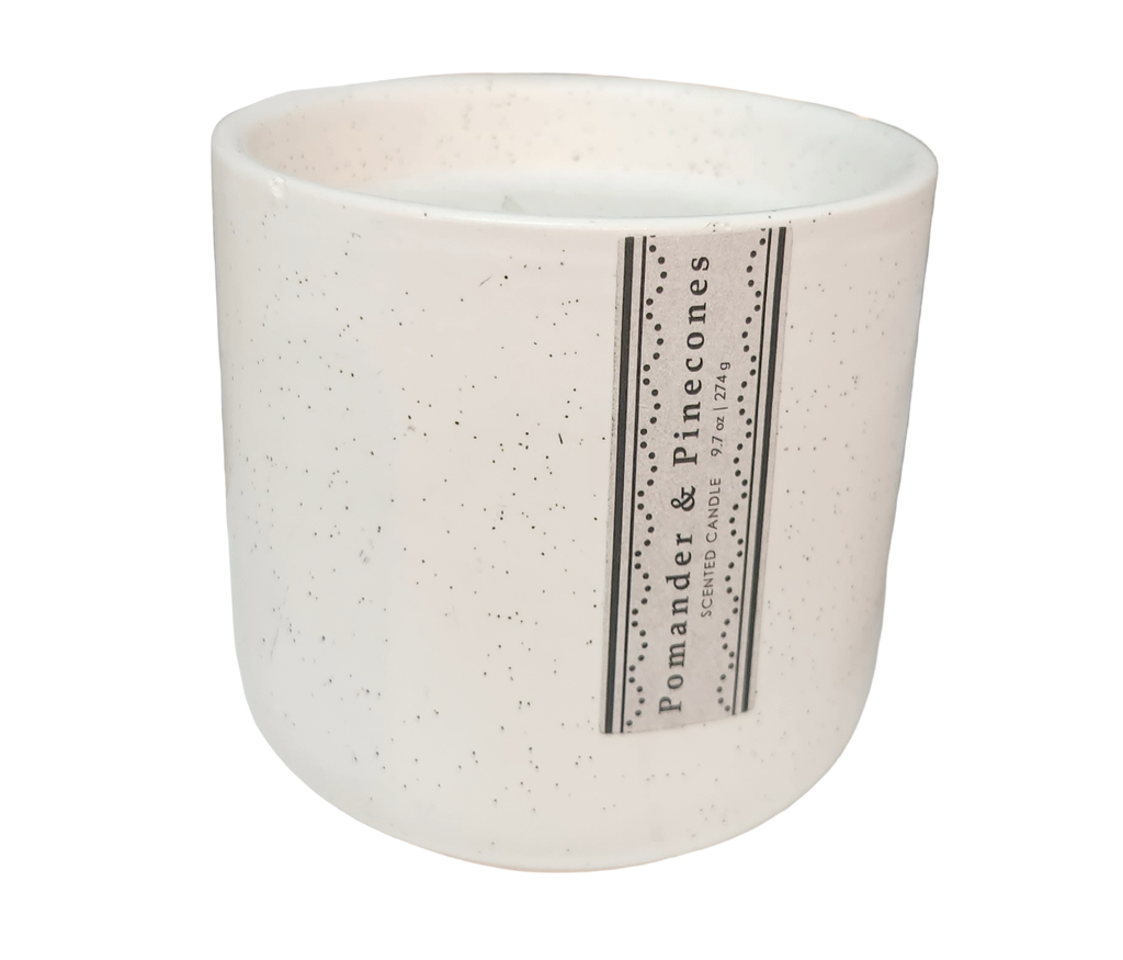 POMANDER & PINECONES CANDLE