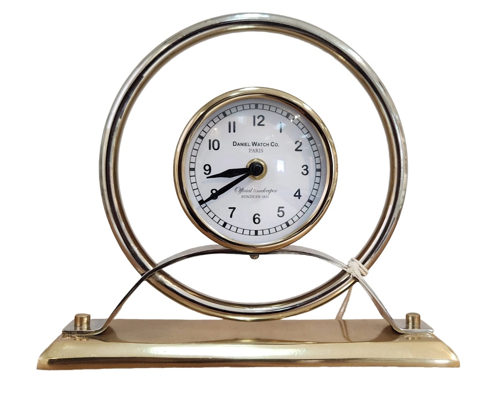 DANIEL WATCH GOLD OFFICIAL TIME KEEPER  