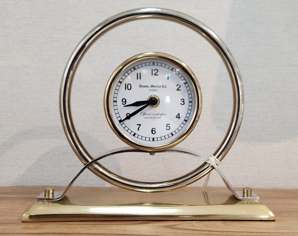 DANIEL WATCH GOLD OFFICIAL TIME KEEPER  