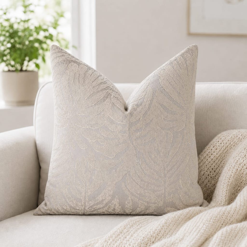 Emdee Home Leaf Patterned Pillow  