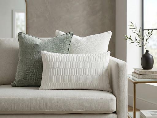 Pearl White Ribbed Pattern Down Lumbar  