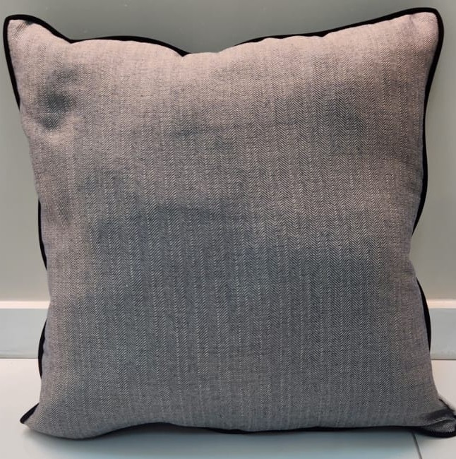 20X20" NAVY HERRINGBONE PILLOW